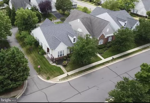 12835 Dunbarton Dr, Bristow, VA 20136 photo 2