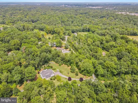 7809 Cerro Gordo Rd, Gainesville, VA 20155 photo 5