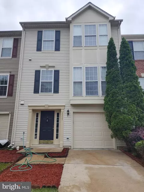 2555 Sylvan Moor Ln, Woodbridge, VA 22191