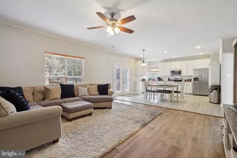 12124 Formby St, Bristow, VA 20136 photo 8