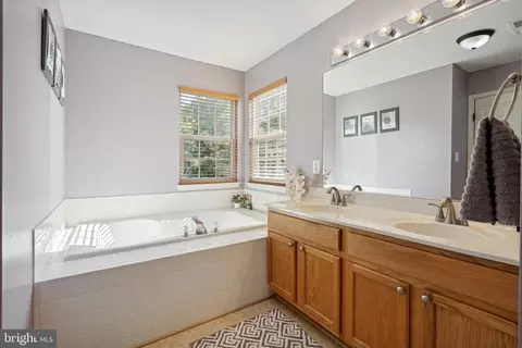 12124 Formby St, Bristow, VA 20136 photo 25