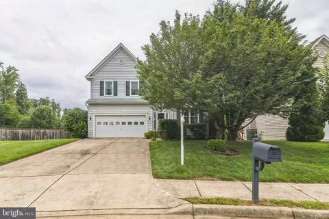 13429 Kerr Ct, Woodbridge, VA 22193