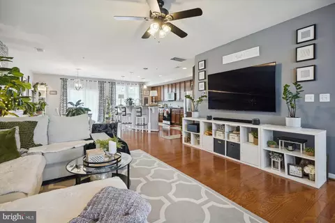 7774 Cedar Branch Dr, Gainesville, VA 20155 photo 8