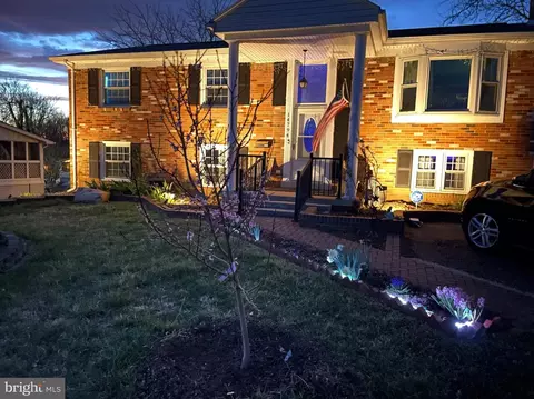 14794 Daley Ln, Woodbridge, VA 22193