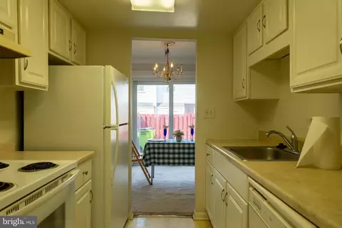 2345 Mcclellan Ct, Dumfries, VA 22026 photo 4