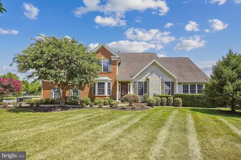 15505 Arnold Palmer Dr, Haymarket, VA 20169