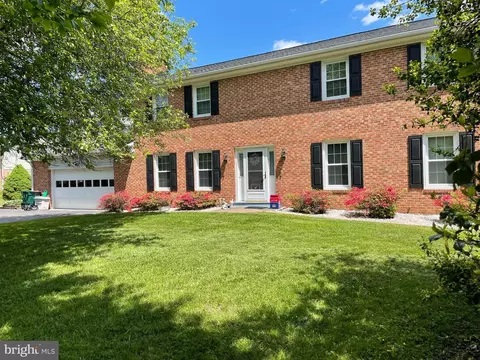 2621 Alvey Dr, Haymarket, VA 20169