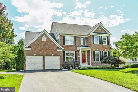 5029 Signature Ct, Haymarket, VA 20169