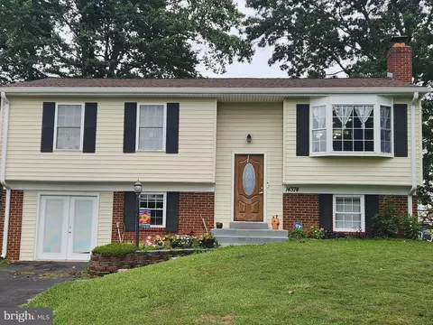 14374 Seabury Ct, Woodbridge, VA 22193