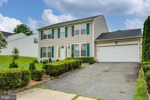 3424 Lacrosse Ct, Woodbridge, VA 22193