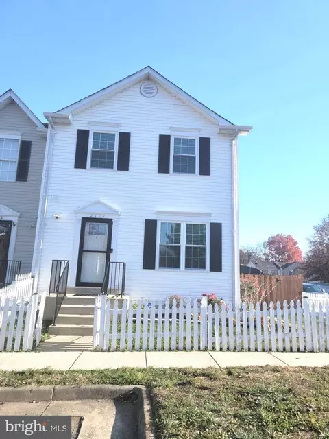 2101 Fort Donelson Ct, Dumfries, VA 22026