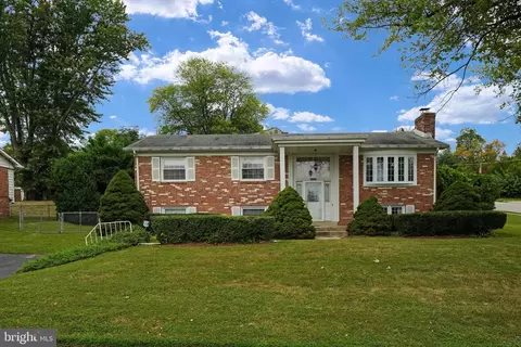 14224 Chesterfield Dr, Woodbridge, VA 22191