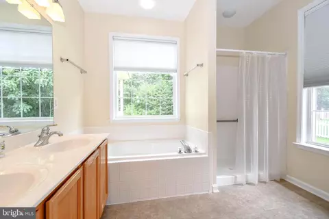 13696 Paddock Ct, Gainesville, VA 20155 photo 28