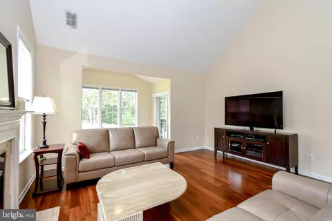 13696 Paddock Ct, Gainesville, VA 20155 photo 19