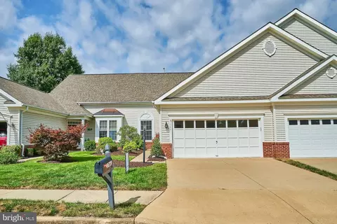 17661 Glass Ridge Pl, Gainesville, VA 20155