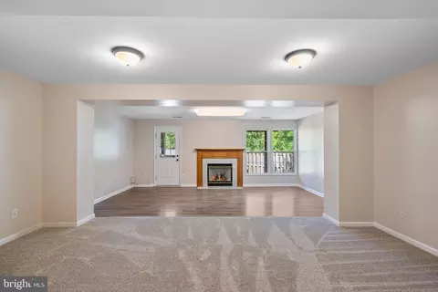 4009 Mammoth Cave Loop, Dumfries, VA 22025 photo 28