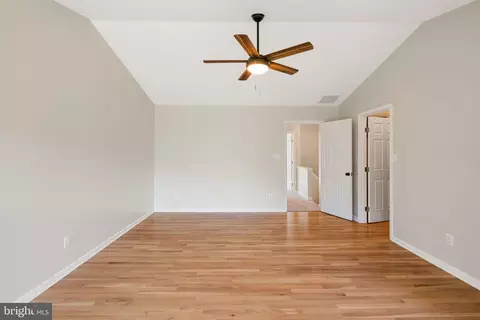 4009 Mammoth Cave Loop, Dumfries, VA 22025 photo 18