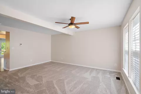 4009 Mammoth Cave Loop, Dumfries, VA 22025 photo 14