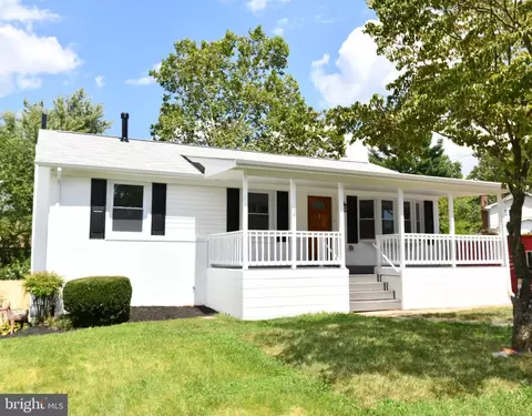 9652 Macgregor Ct, Manassas, VA 20110