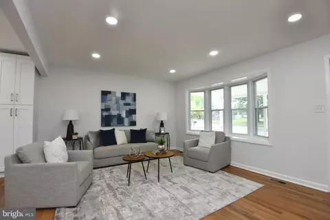 9652 Macgregor Ct, Manassas, VA 20110 photo 4