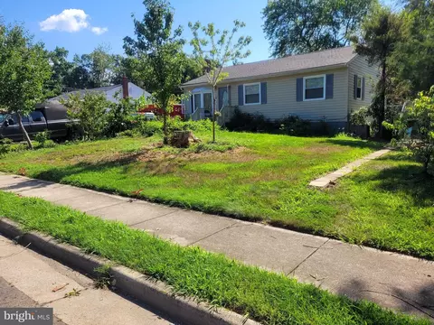 13905 Rope Dr, Woodbridge, VA 22191