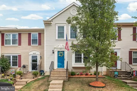 6637 Hunting Path Rd, Haymarket, VA 20169