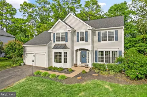 9303 Glen Meadow Ln, Bristow, VA 20136