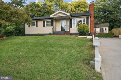1903 Willow Ln, Woodbridge, VA 22191