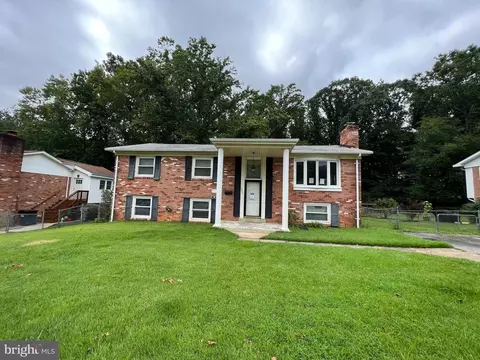 4537 Glendale Rd, Woodbridge, VA 22193