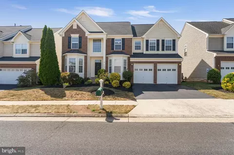 6124 Michener Dr, Haymarket, VA 20169