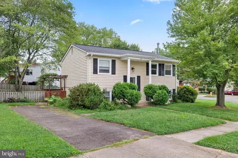 13750 Langley Ct, Woodbridge, VA 22193