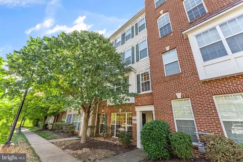 15117 Lilywood Ln, Haymarket, VA 20169