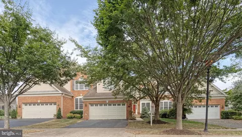 5710 Amelia Springs Cir, Haymarket, VA 20169