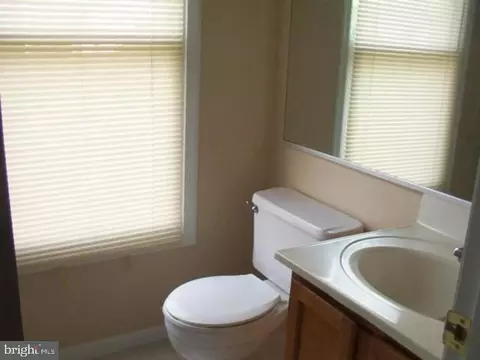7400 Emerald Dr, Manassas, VA 20109 photo 11