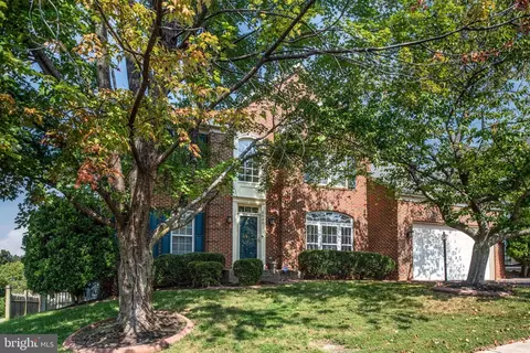 2723 Myrtlewood Dr, Dumfries, VA 22026