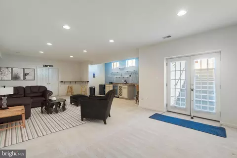 6700 Grace View St, Gainesville, VA 20155 photo 4