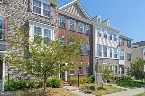 6903 Bryson Cir, Haymarket, VA 20169