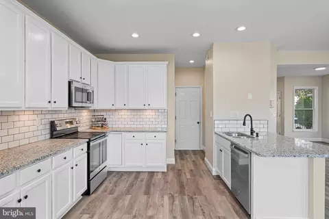 16565 Reservoir Loop, Dumfries, VA 22026 photo 8