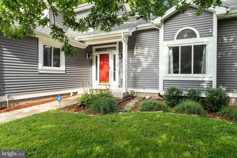 15408 Weldin Dr, Woodbridge, VA 22193