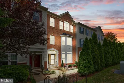14686 Links Pond Cir #3B, Gainesville, VA 20155