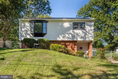 14768 Arizona Ave, Woodbridge, VA 22191