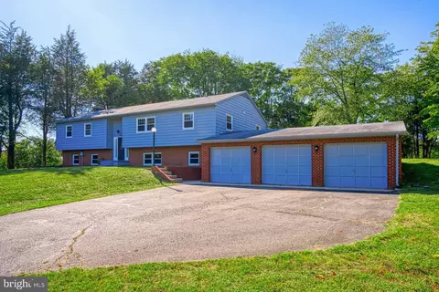 11716 Lucasville Rd, Manassas, VA 20112