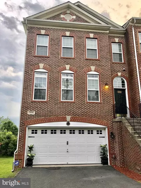 17696 Possum Point Rd, Dumfries, VA 22026