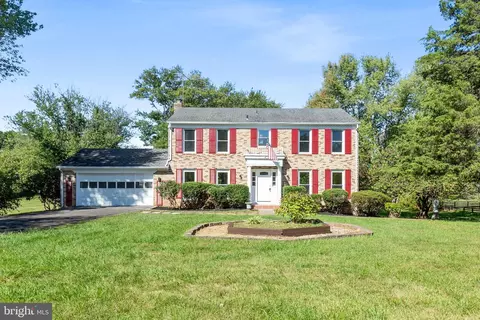 5758 Benford Dr, Haymarket, VA 20169