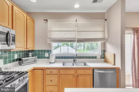 9879 Upper Mill Loop, Bristow, VA 20136 photo 12