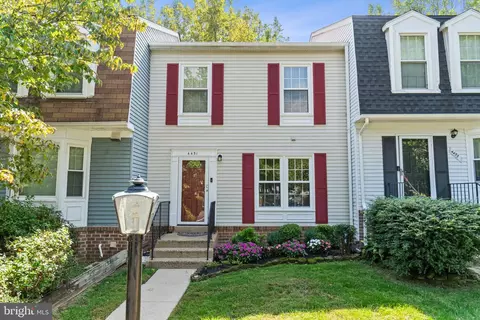 4451 Starling Ct, Woodbridge, VA 22193
