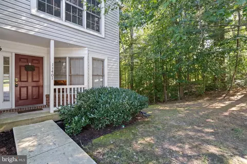 11401 Aegean Ter, Woodbridge, VA 22192