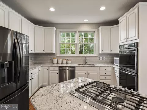 5482 Lick River Ln, Gainesville, VA 20155 photo 14