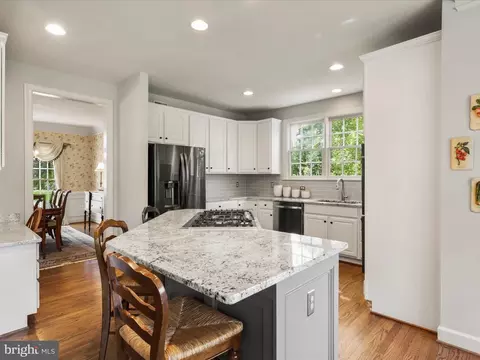 5482 Lick River Ln, Gainesville, VA 20155 photo 3