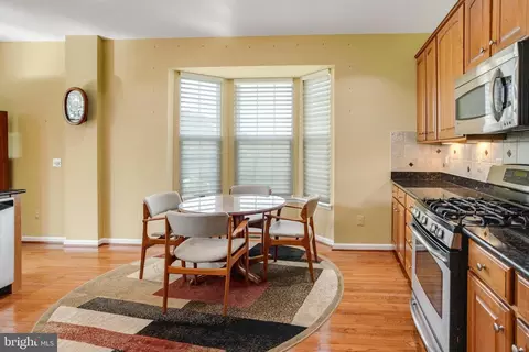 3705 Apple Cider Ct, Dumfries, VA 22025 photo 12